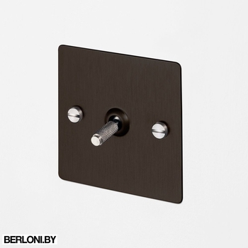 Одиночный проходной выключатель 1G Intermediate Toogle Switch / Smoked Bronze + Steel Арт. EL341