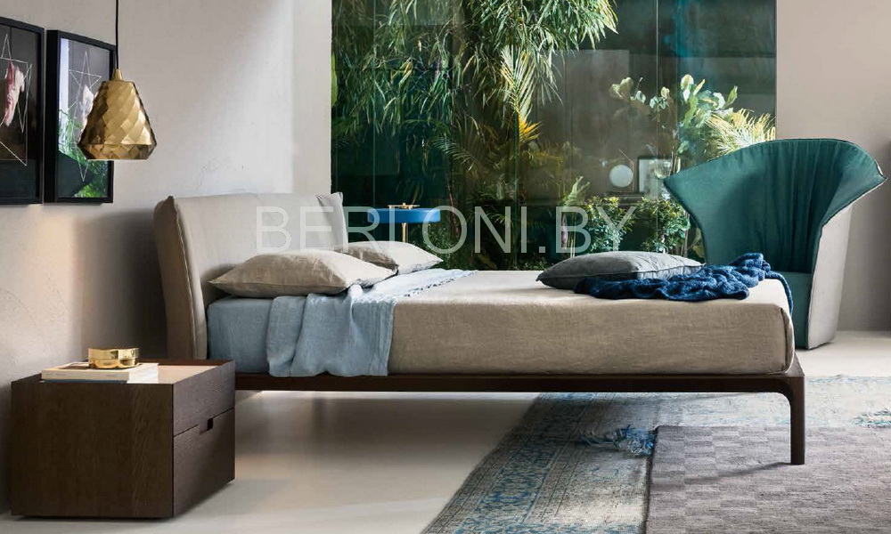 Кровать в ткани (современный стиль) фабрика Novamobili Италия 